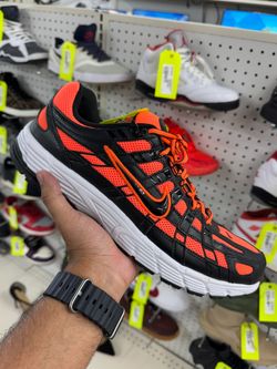 NIKE P-6000 TOTAL ORANGE BLACK MEN’S SNEAKERS SIZE 12 USED NO BOX
