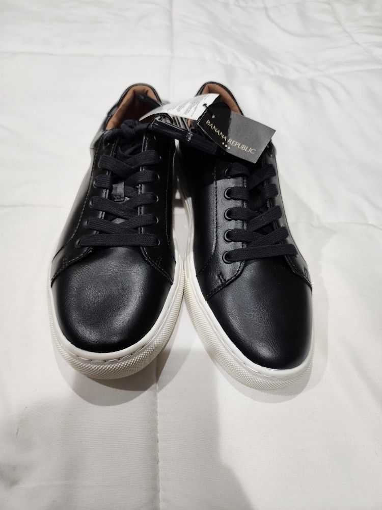 Banana Republic Sneakers