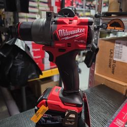 Milwaukee M18 Fuel Hammer Drill Driver Tool Only