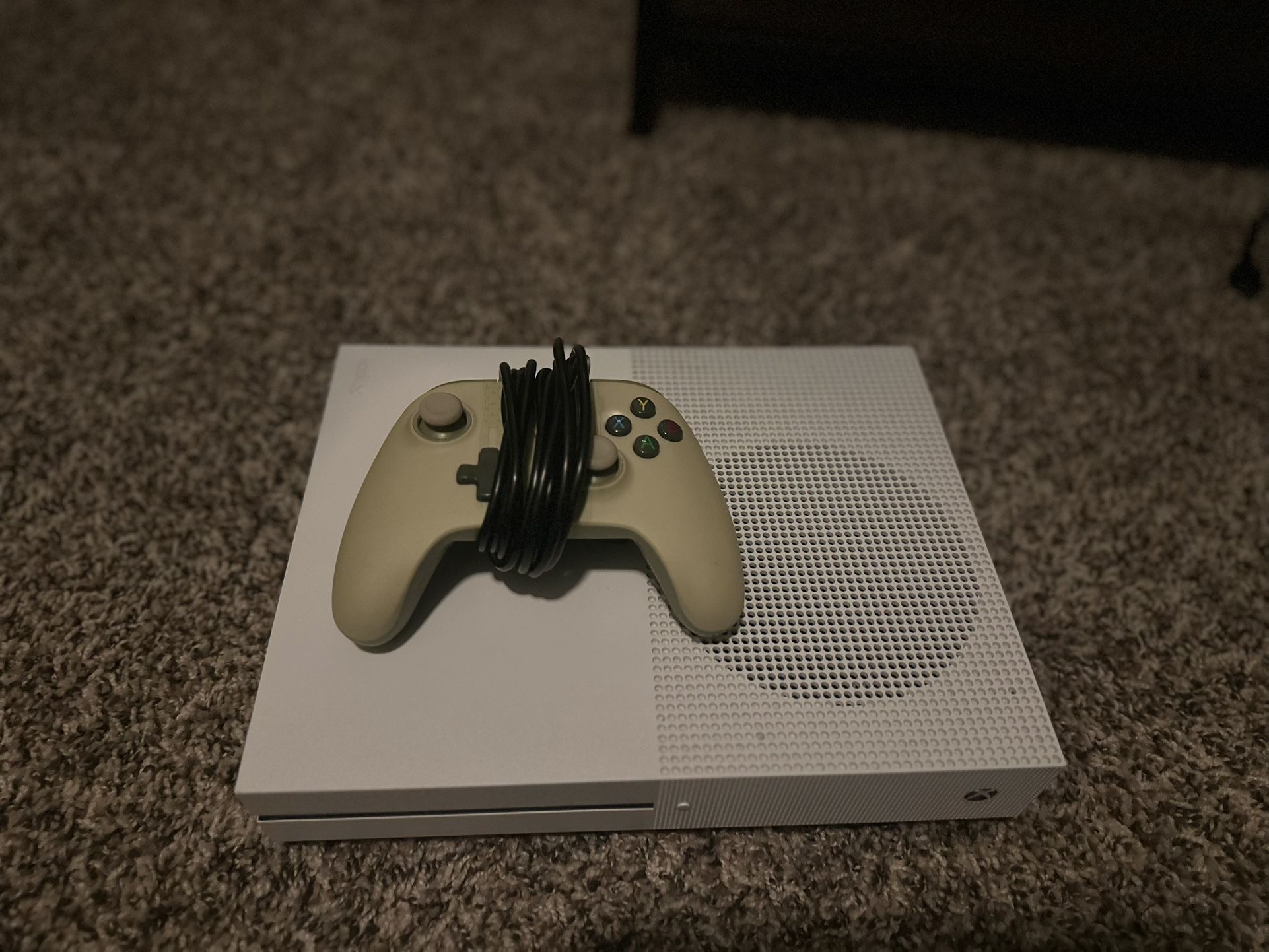 Xbox One S