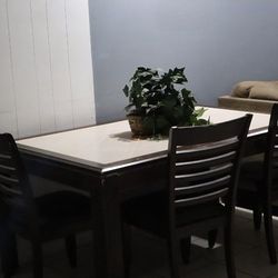 Dining Table- NEED GONE ASAP