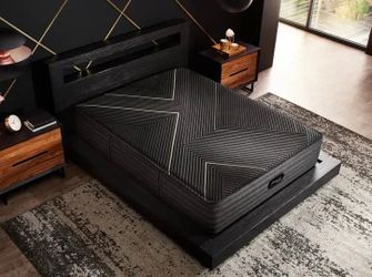 Beautyrest Black KX-Class Plush Hybrid 15" King Size Mattress