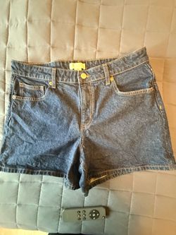 Women's size 12 shorts