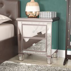 BRAND NEW - "Argento" Mirrored Drawer Bedside Table Nightstand - For Master Bedroom Modern Contemporary