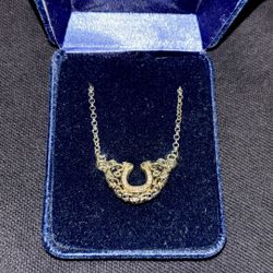 Horseshoe Necklace
