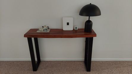 Console table like NEW condition
