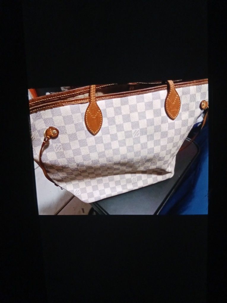 Louis Vuitton Purse