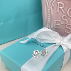 Tiffany & Co. Elsa Peretti Open Heart Stud Earrings in Silver, 11mm $480 NEW