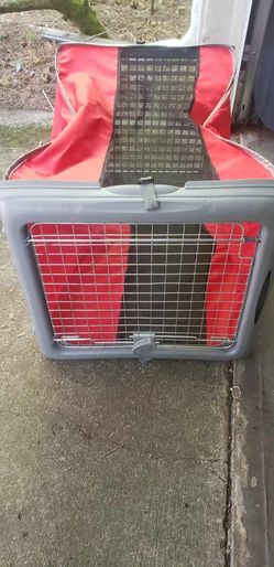 32” x 21” dog crate