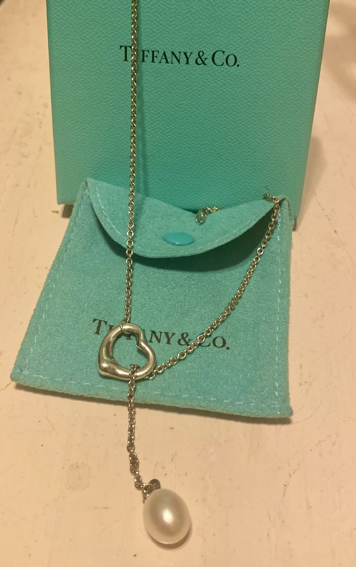 Tiffany &Co AUTHENTIC Necklace Heart And Pearl  Mother Day 