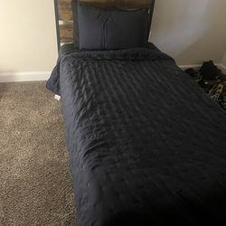 Kids Twin Bed With Mattress 