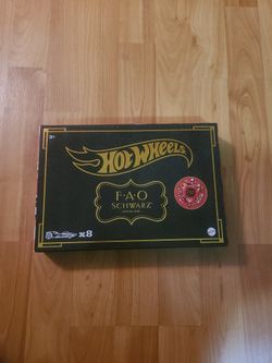 Hot Wheels F.A.O Schwarz 1:64 Metal Cars - Gold, Pack of 8