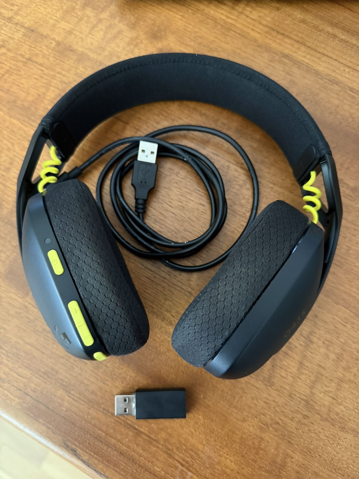 Logitech G435 Lightspeed Wireless Gaming Headset