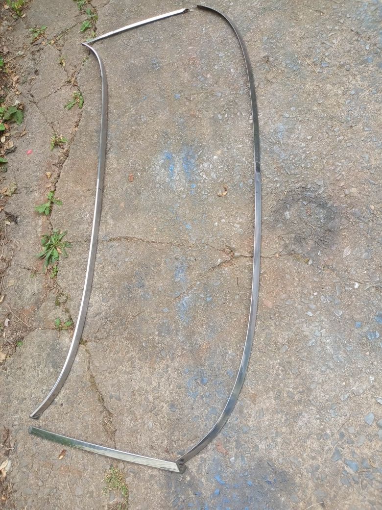 73-79 Ford pickup truck windshield trim