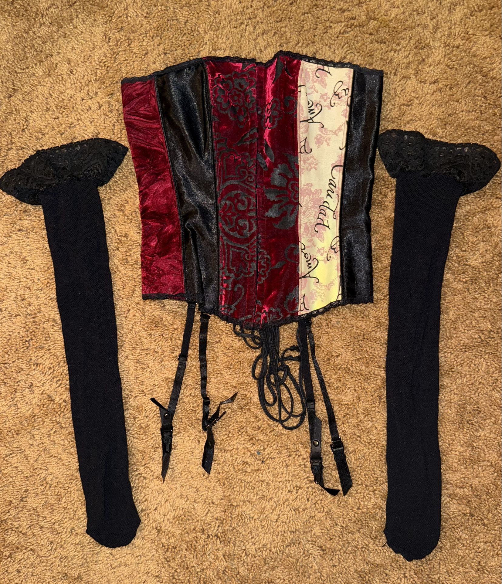 Vintage 2003 Fredrick’s Of Hollywood Corset & Stockings • Burgundy • Size 32 