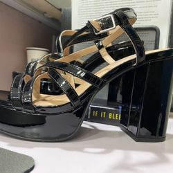 Torrid platform Heels Size 9ww 
