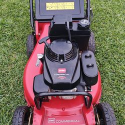 Toro Honda commercial lawn mower w clutch
