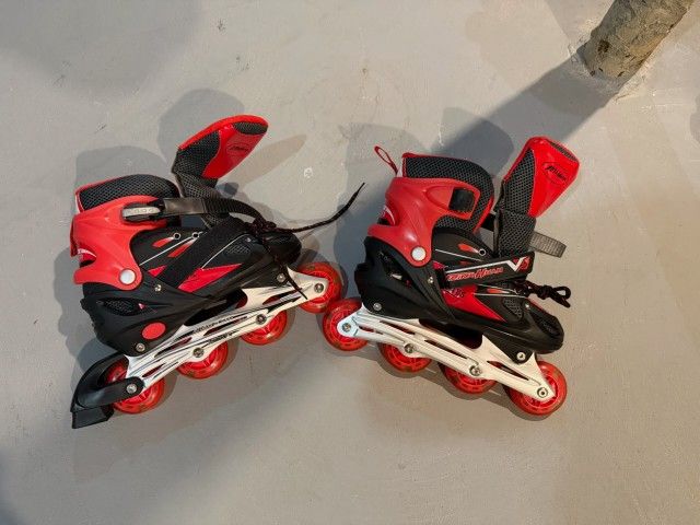 Roller Derby Velocity Adult Adjustable Inline Skates, Size 7-10