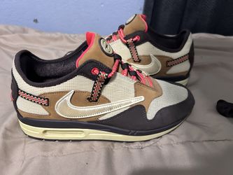 Travis Scott Air Max 1 Brown Size 9 325$