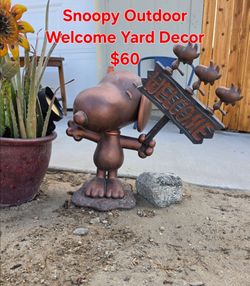 Welcome snoopy sign