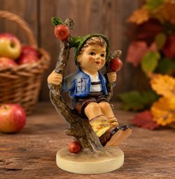 Vintage M.I. Hummel Apple Tree Boy 142/3/0 Goebel Germany 4” Figurine