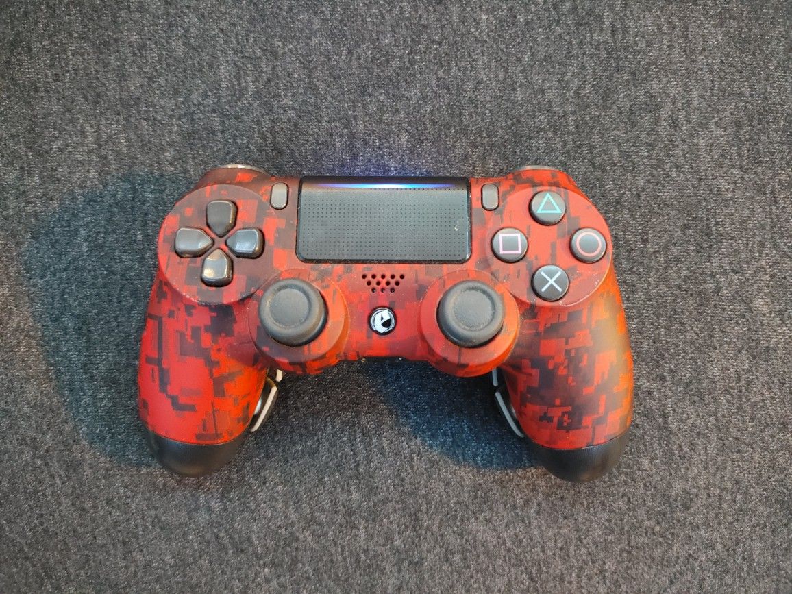 Evil Custom PS4 Controller