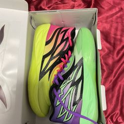 Basket Ball Shoes Size 9 Men