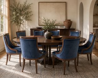 Set of 8 Elegant Dining Chairs