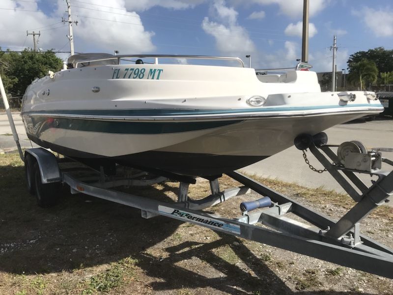 2005 vectra deck boat 20ft