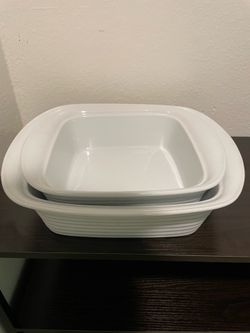White baking dishes