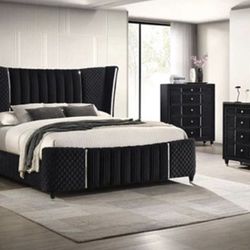 Theme of the Day: Dark Tones!