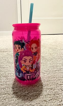 K-Pop: Demon Hunters Pink Plastic Tumbler with Straw