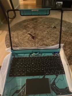 iPad Air 13 keyboard case
