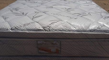 Brand new queen size pillowtop mattress included box spring free delivery depends on location