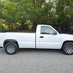 2005 GMC Sierra 1500 Regular Cab V6 4.3 205k