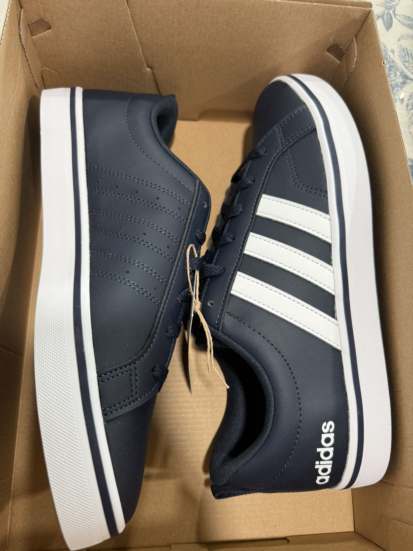 Adidas Men Shoes,All Products : American Fashion Style Bags On Sale