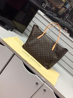 Genuine Louis Vuitton raspail gm m40609 tote bag used in great condition  for Sale in Orlando, FL - OfferUp