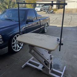 Dog Grooming Table