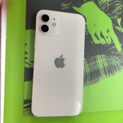 iphone 12 128gb unlocked sold with store warranty 