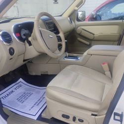 2007 Ford explorer sports track