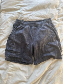 Lululemon Shorts W/ liner 