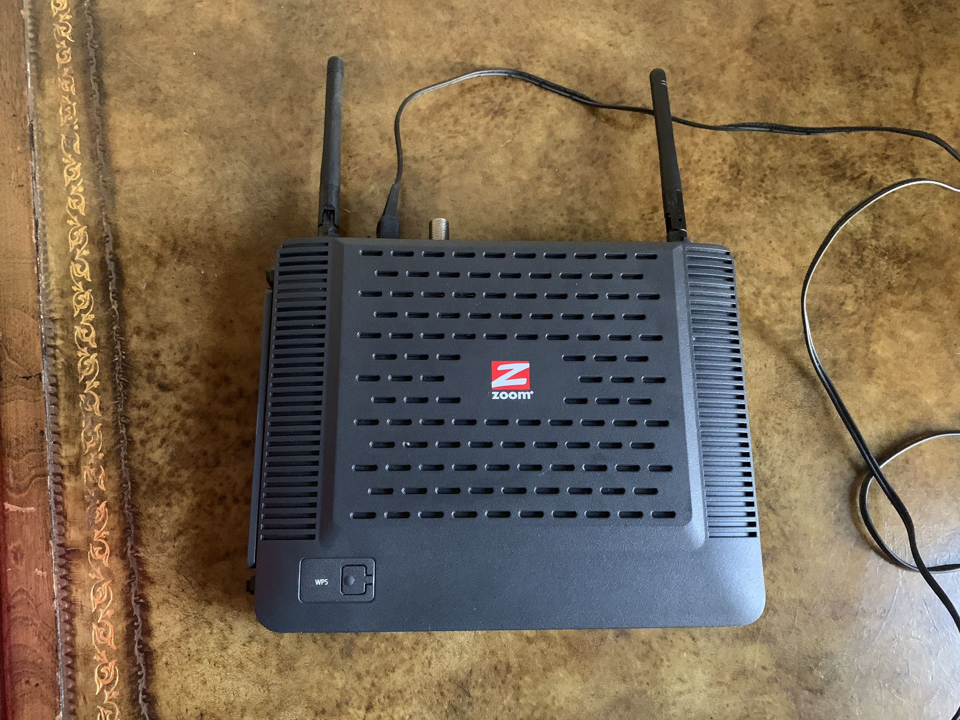 Modem + Wireless-N Router ZOOM 5352  DOCSIS 3.0