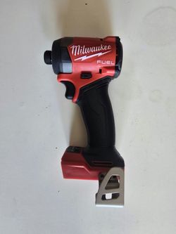 Milwaukee M18 fuel 4-gen Impact wrench (Tool Only)