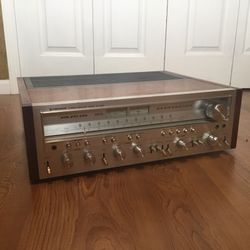 MA1970's Pioneer SX-1050 Stereo Receiver Flawless Condition.