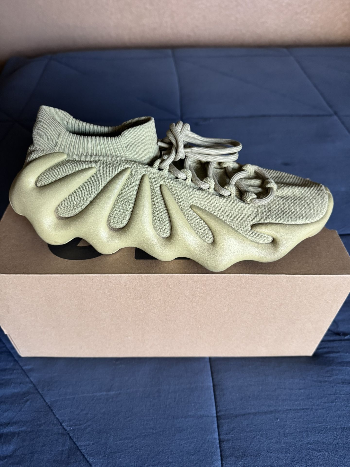 Adidas Yeezy 450, Size 9.5, Resin