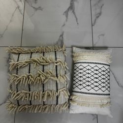 Decorative cushions/Cojines decorativos 