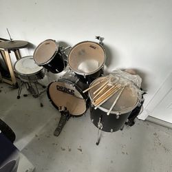 Vintage Peace Complete  Drum Set