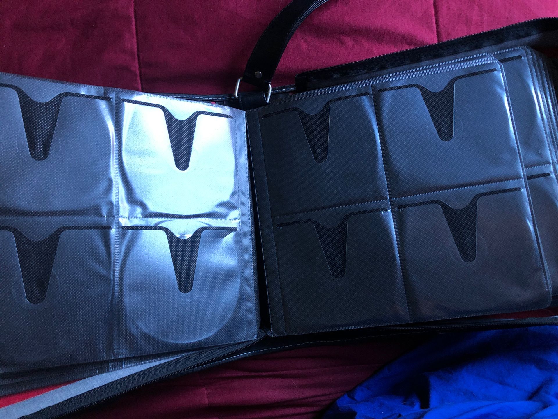 Targus 240 disc leather case