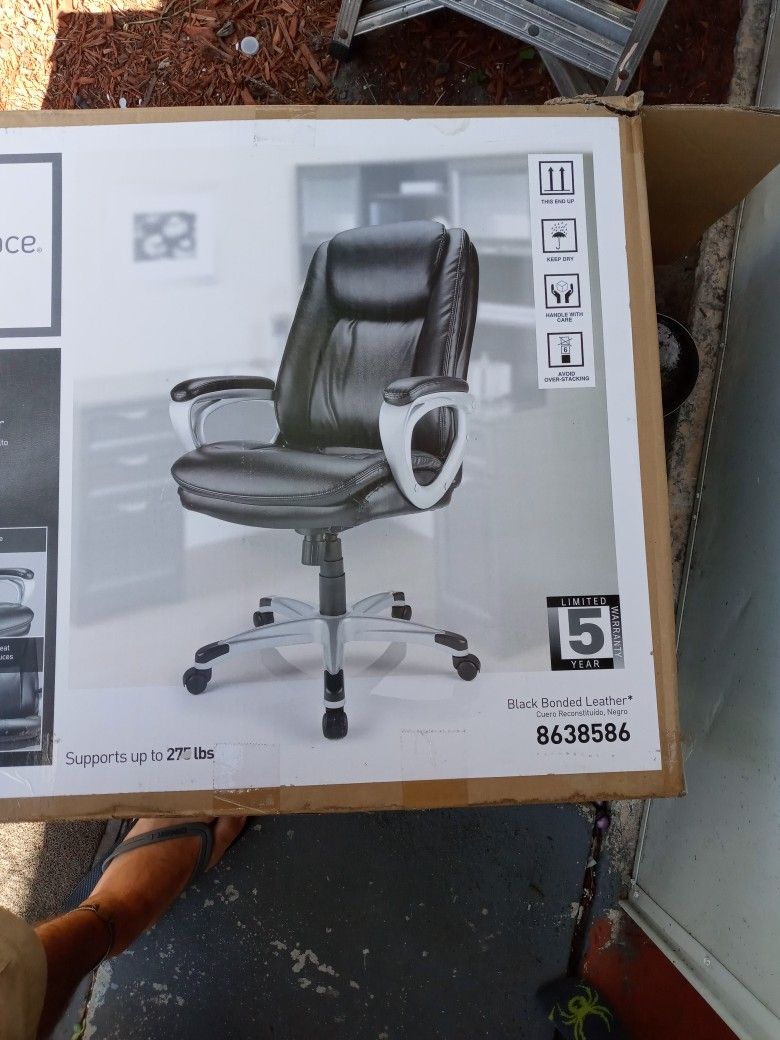 Brand New. Office Chair ..I Paid 259 Dollar For It