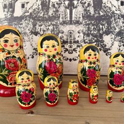 NEW- Set of 10 Matryoshka Russian Nesting Dolls Wooden Large 10”x6” Vintage 